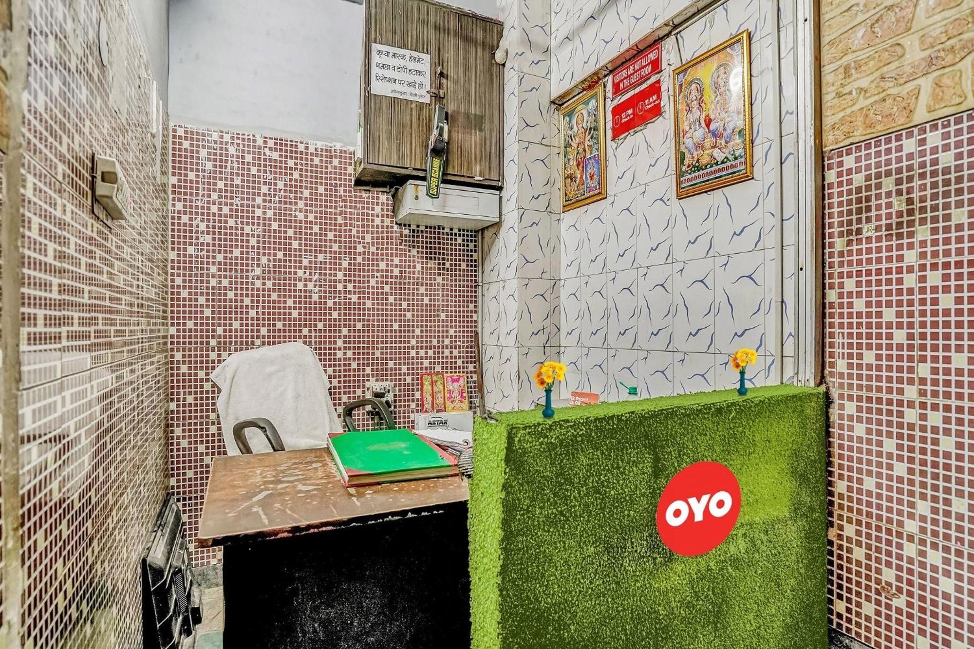 Hotel O M Near Akshardham